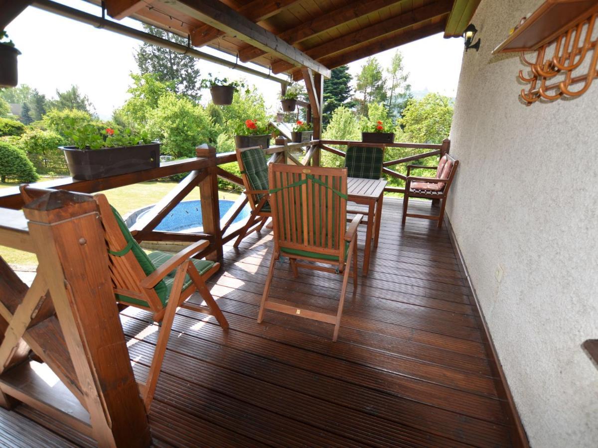 Villa House With The Pool And Fenced Garden Hnanice  Exterior foto